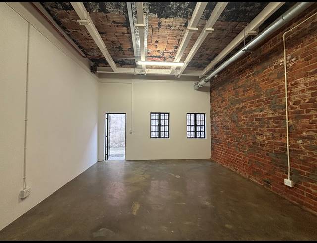 41M² WAREHOUSE TO LET IN MAITLAND